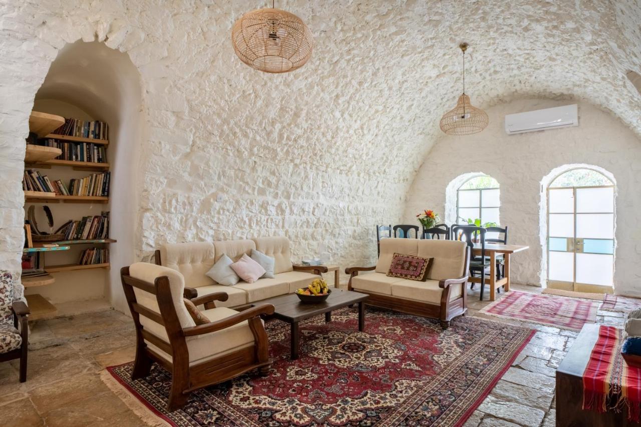 הבית בסמטת תל אביב Villa Рош Пина Екстериор снимка